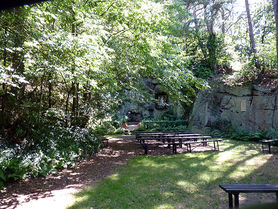 Die Fatima Grotte in Naumburg (Foto: Karl-Franz Thiede)